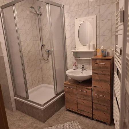 - Gaestewohnung - Monteure *